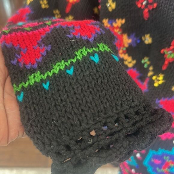 Casual Corner Limited Edition Hand Knitted Sweater L - Picture 4 of 7